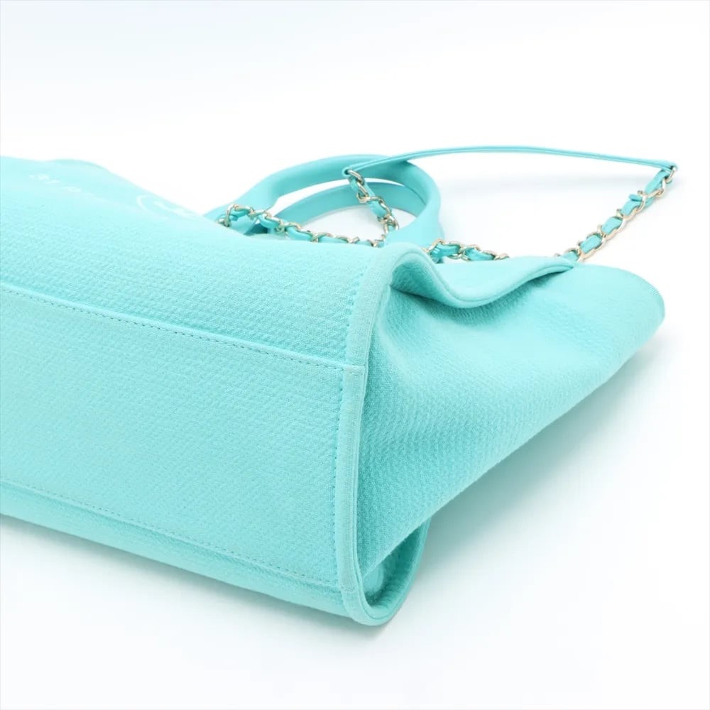Authentic CHANEL 2025 Deauville Large Turquoise blue excellent condition - Picture 3 of 13
